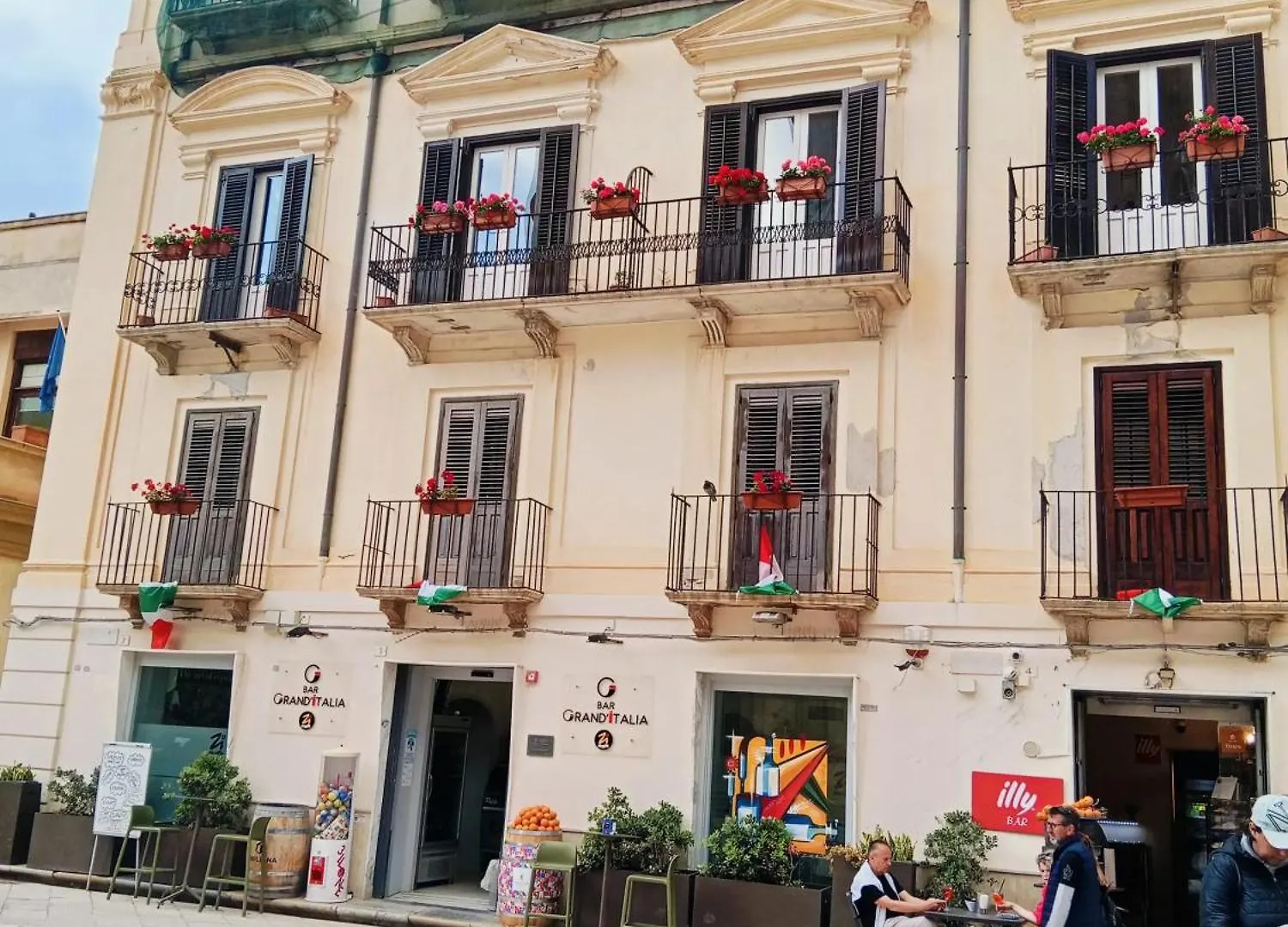 Vila Charming House In Marsala With Private Garden